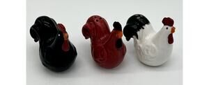 Vtg Set Rooster Hen Chicken Ceramic Salt & Pepper Cooking Shakers Kitchen Decor